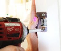 tips Install a Door Knob